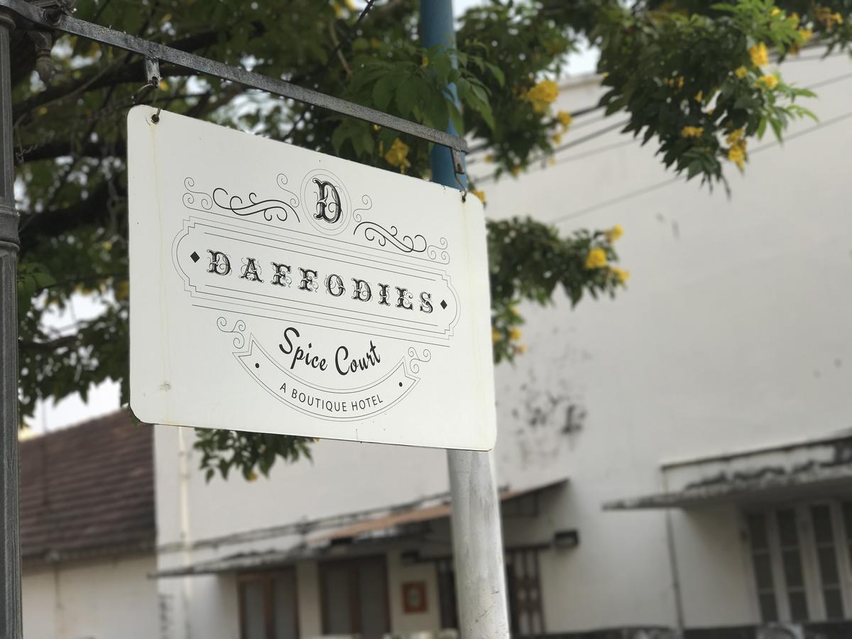 Daffodils Spice Court Hotel Kochi Exterior foto